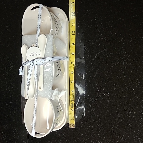 😋Rae Dunn Serveware w/Tray - Picture 5 of 7